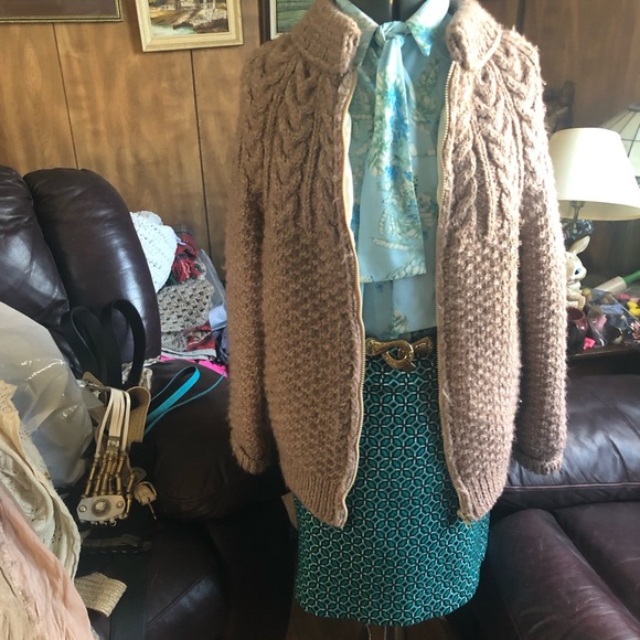 Loft Vintage Inspired Skirt - Picture 2 of 9